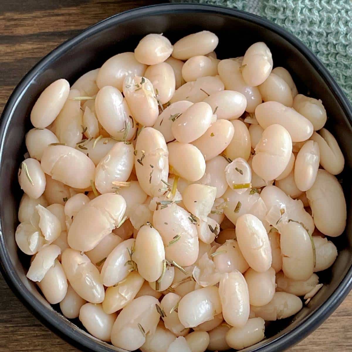 white-bean-featured